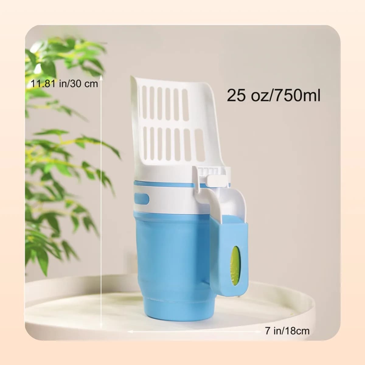 Kindral litter scoop dimensions: 30 cm tall, 750 ml capacity