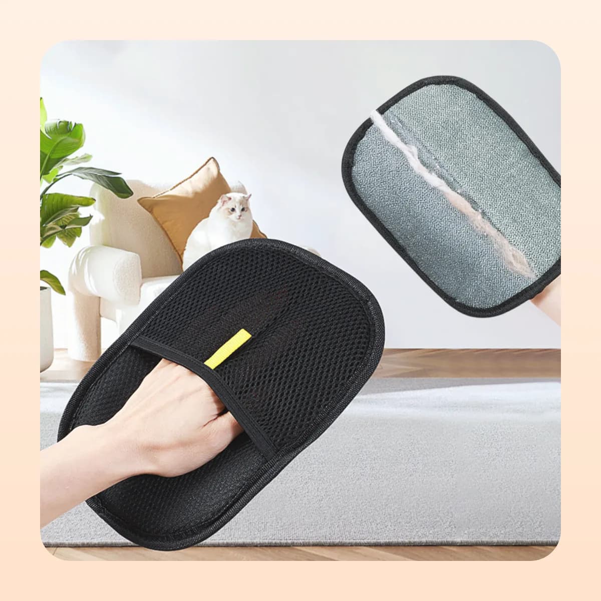 Both faces of the Kindral hair mitt: mesh and microfibre