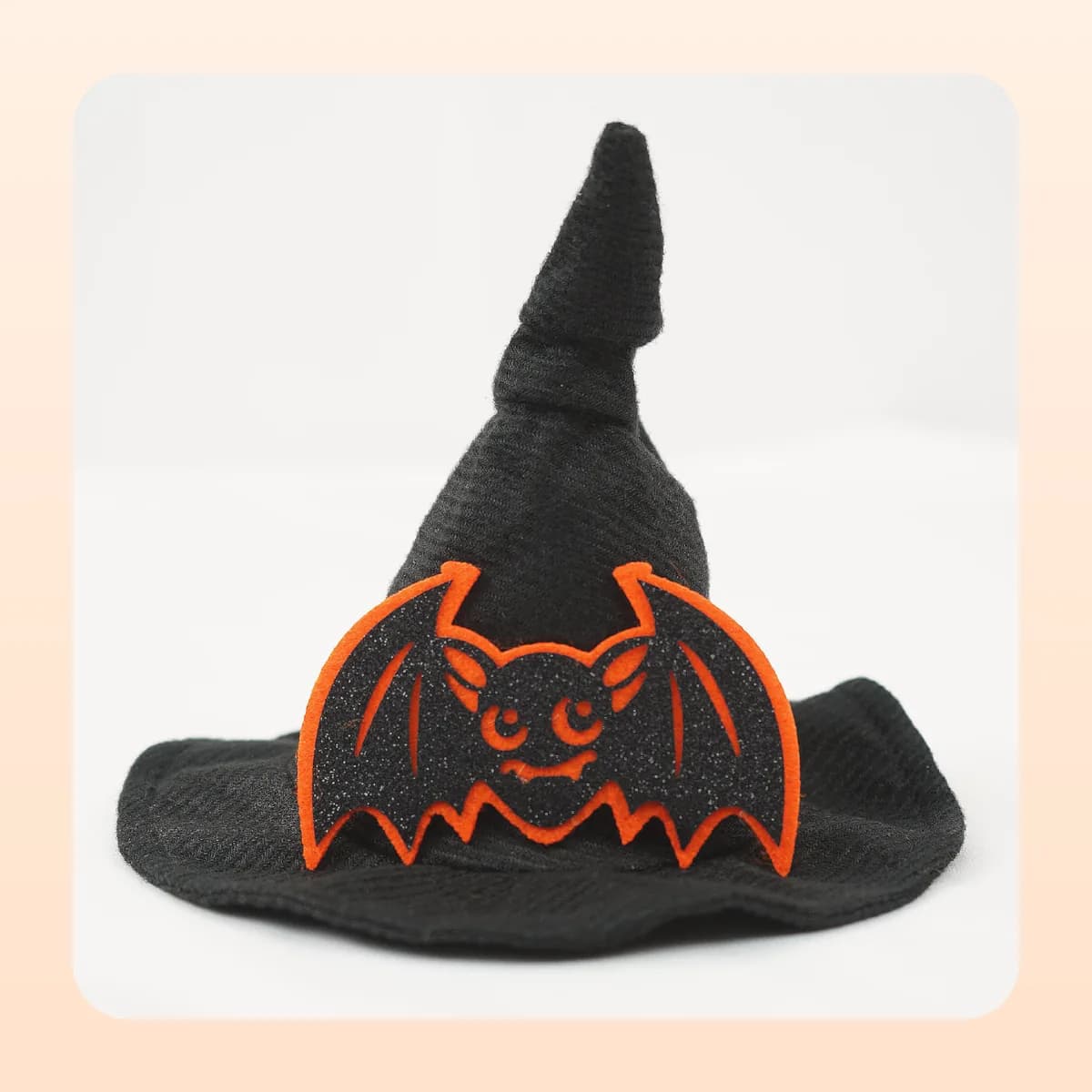 Kindral pointed witch hat with the bat appliqué