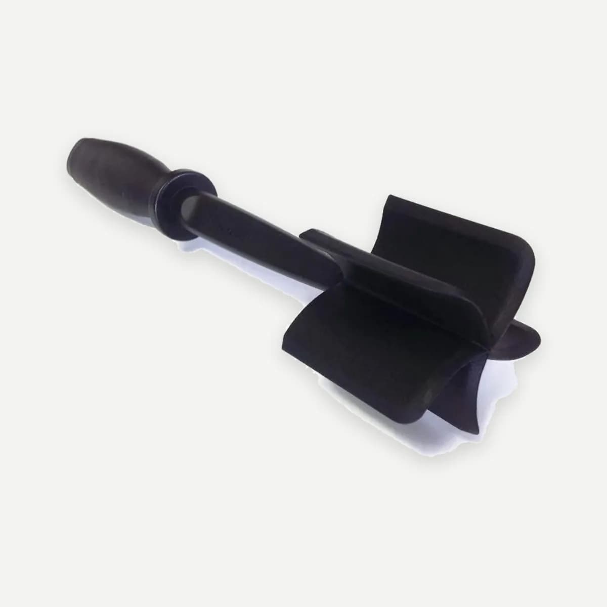 Kindral meat chopper and masher in black